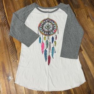 Gray and White Quarter Sleeve Dreamcatcher Graphic Tee